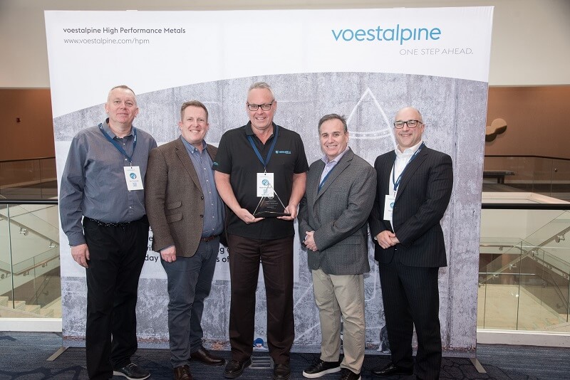 Uddeholm mill receiving the supplier recognition award