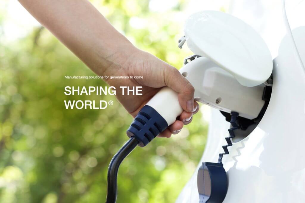 Electric car with Uddeholm "Shaping the World" logo