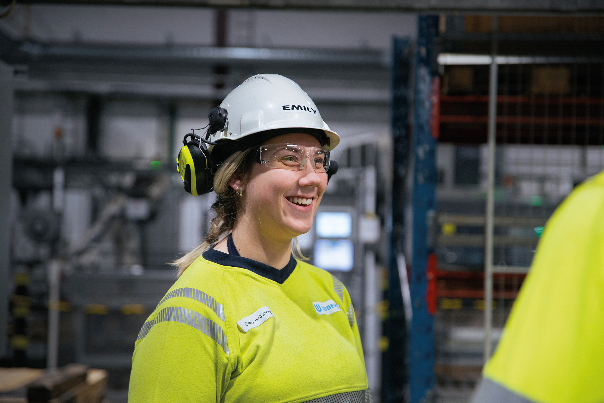 Woman working at the Uddeholm mill