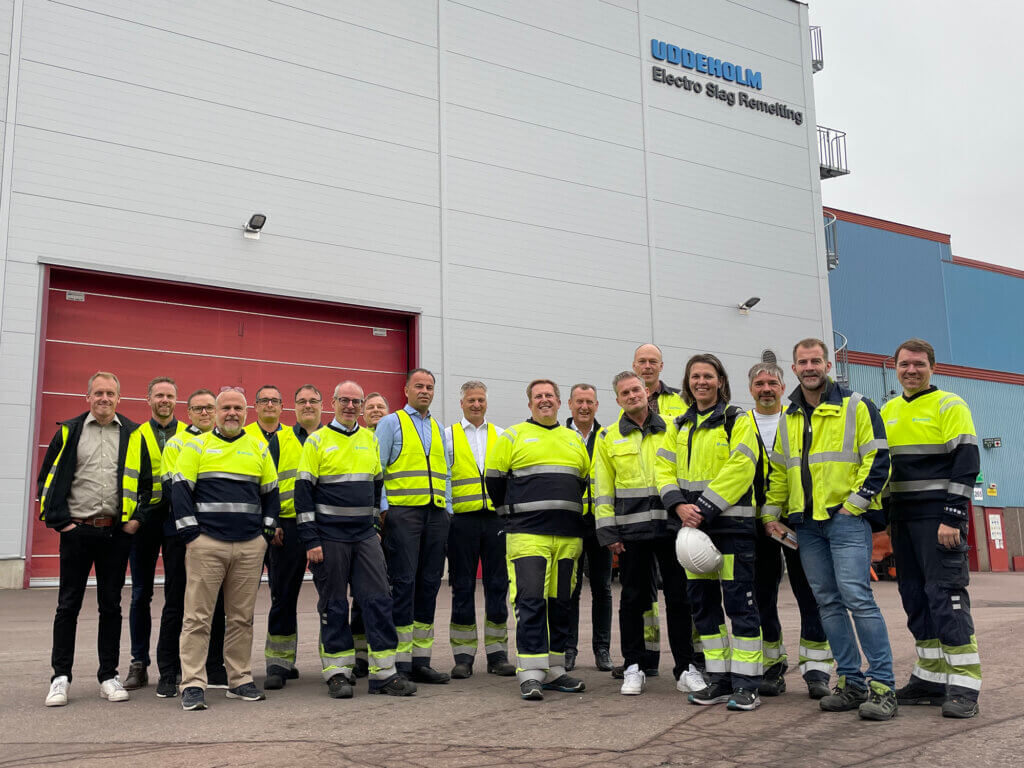 Böhler Edelstahl production management team and Pär Emanuelsson, Uddeholm Managing Director